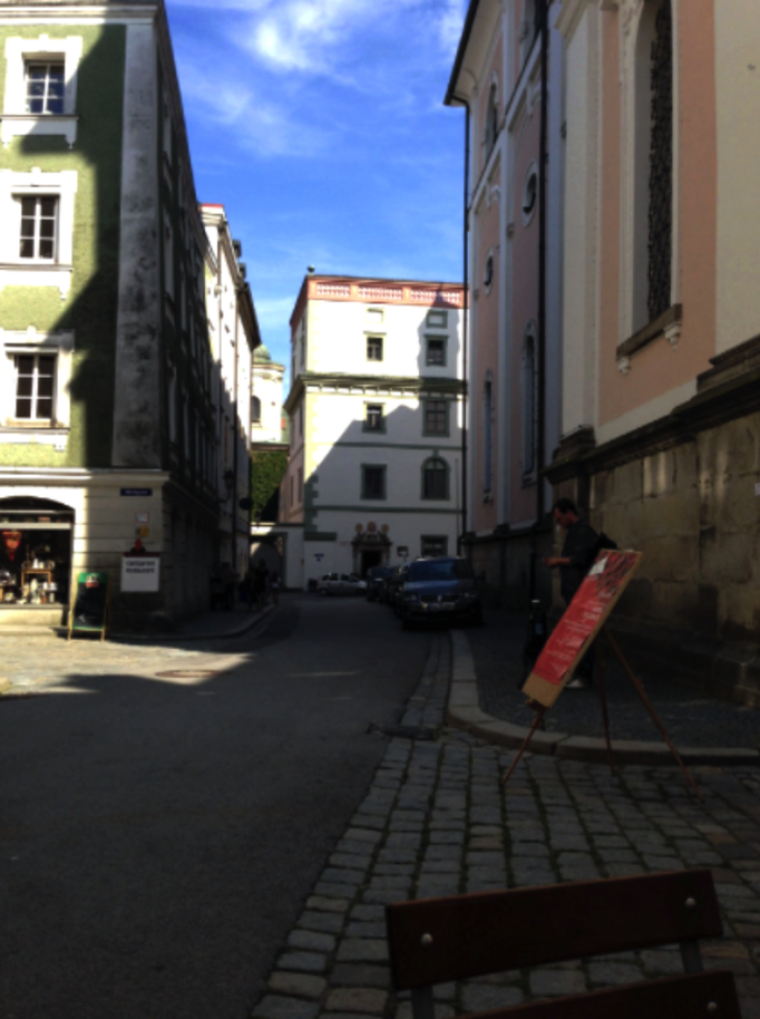 2013 | Fahrradtour Passau-Budapest-Passau, Passau: Von der kürzlichen Überschwemmungs-Katastrophe sieht man praktisch nichts mehr.