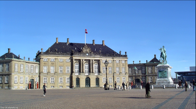 Kopenhagen '21 | Das Palais «Brockdorff» beherbergte die Stadtwohnung der Königwitwe Ingrid, die dort bis zu ihrem Tod im Jahr 2000 lebte. Es wurde renoviert und zur Residenz des Thronfolgers Frederik und seiner Familie bestimmt.