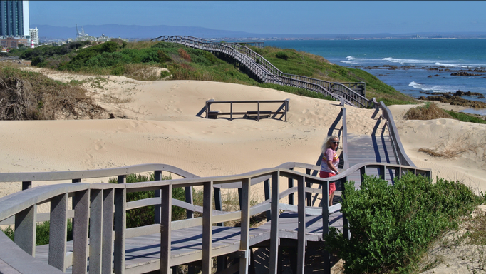 2013 | Südafrika | Port Elizabeth, Summerstrand: Traumhafte Dünen-Spazierwege. Sehr gehegt und gepflegt.