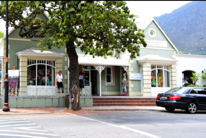 2015 | Südafrika | Westkap, Franschhoek, Lambrechts Rd: Alles hier ist sehr hübsch - aber voll auf die Touristen ausgerichtet.