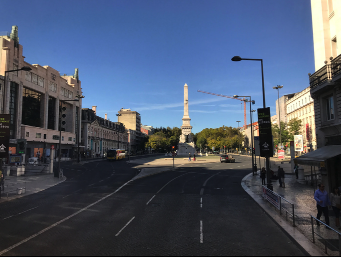Lissabon '16 | Das «Eden Teatro», einst Lissabons prächtigstes Grosskino der Zwischen-Kriegszeit, von den Architekten Cassiano Branco und Carlo Florencio Dias wurde 1931 eröffnet, 1989 geschlossen und 2001 als Hotel wieder eröffnet.