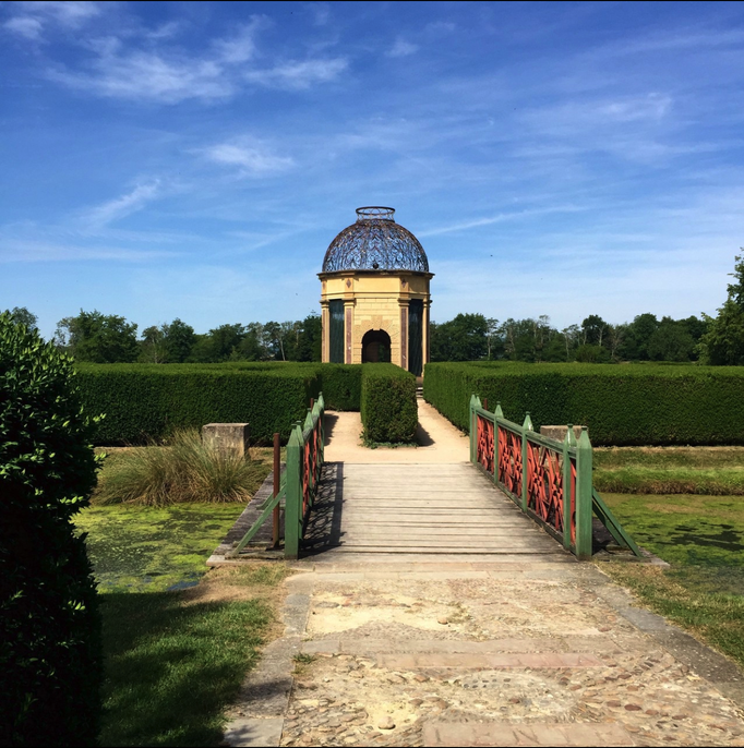 2015 | Fahrradtour «Burgund», Cormatin: Das Schloss «Cormatin» steht auf einer Insel im Fluss «Grosne». Ist in Privatbesitz.