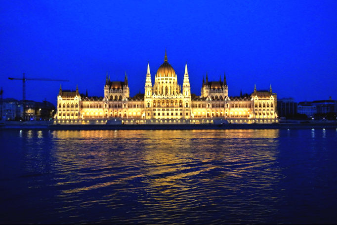 2013 | Fahrradtour Passau-Budapest-Passau, Budapest: «Parlamentsgebäude».