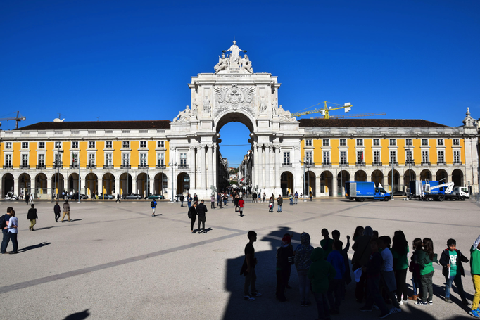 Lissabon '16 | «Praça do Comércio»: Der «Arco da Rua Augusta» stellt den Eingang zur «Baixa Pombalina», der nach 1755 neu gebauten Innenstadt Lissabons, dar.