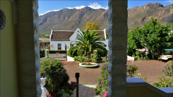 2013 | Südafrika | Montagu, «Kinga Lodge»: Richtig toll! «Wieder einmal» das Hobby eines Johannesburger Geschäftsmannes.