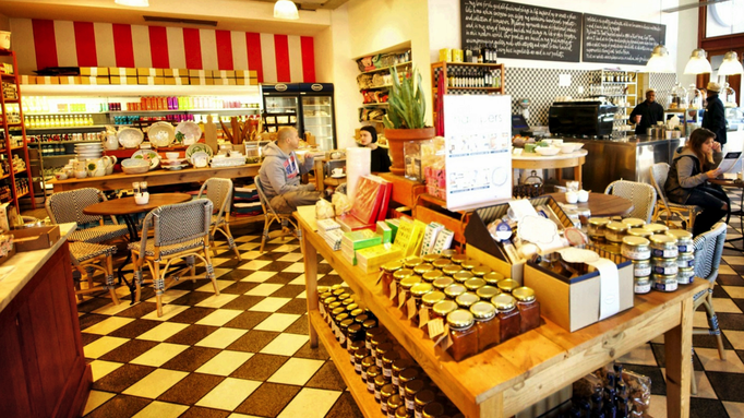 2019 | Kapstadt | Foreshore, Kloof St, «Melissa's Food Shop»: Ein Geheimtipp für Delikatessen-Liebhaber.  Sehr viel Ausgefallenes & Seltenes. Mit einem Restaurant mitten im Verkaufsladen.