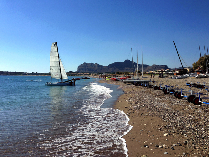 Rhodos '13 | Afandou: Hotel-eigener Strand.