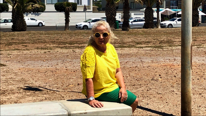 2019 | Kapstadt | Foreshore, «Mouille Point Promenade»: «Gelb-grün» ist - nicht ab gesprochen - angesagt ...