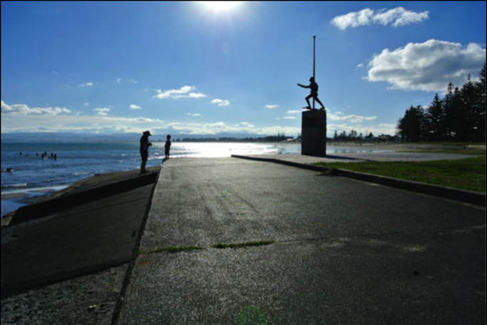 2014 | NZ Nordinsel | «Gisborne», Gisborne District: «Young Nick's statue. Captain Cook's Kabinenjunge, der NZ zuerst sah.