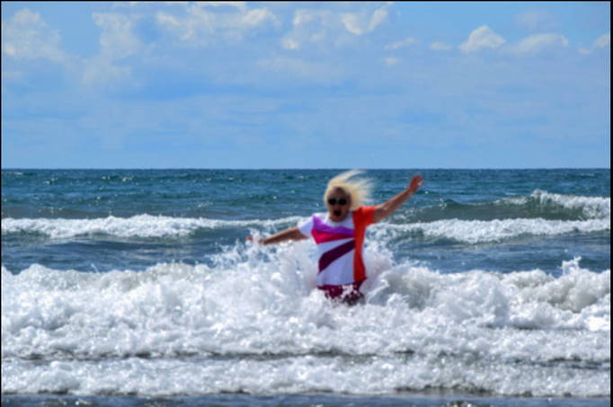 2015 | Neuseeland | «Ohope Beach», Whakatane, Bay of Plenty: Flucht vor den Wellen!