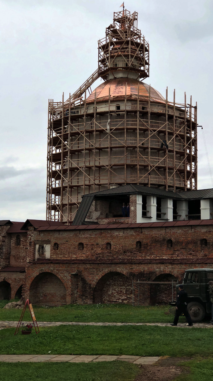 2018 | Gorizy | Kirillo-Beloserski-Kloster | Überall im Kloster wird aufwändig renoviert.