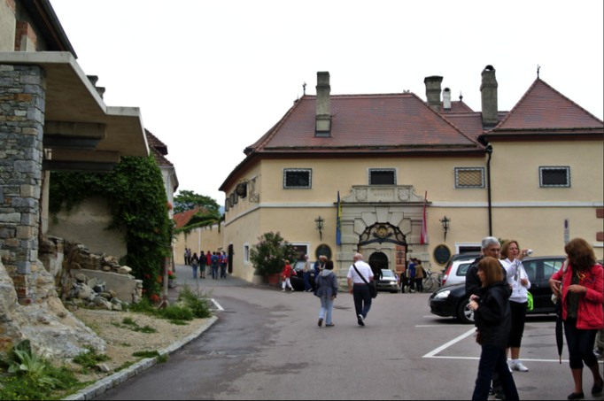 2013 | Fahrradtour Passau-Budapest-Passau, Dürnstein: Ein touristischer Magnet in der Wachau.