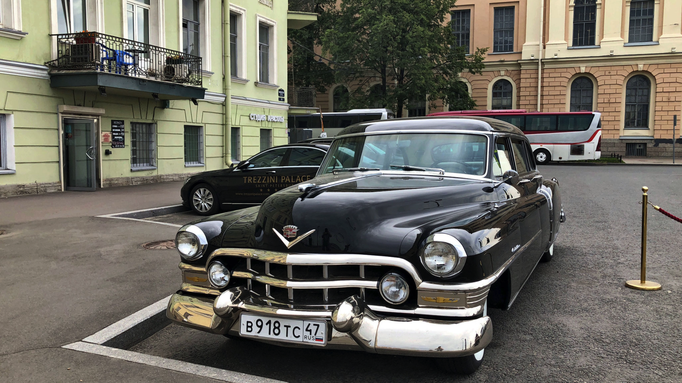 2018 | St. Petersburg | Stadtrundgang | Trezzini Palace *****Hotel | Hotel-Limousinen.