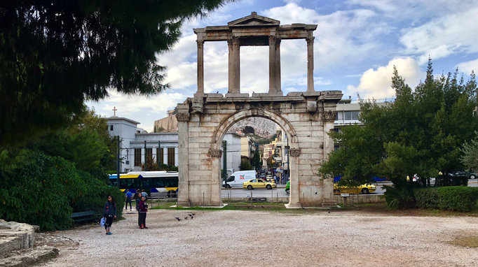 Athen '17 | Ganz in der Nähe des «Temple of Zeus»: «Handrian's Arch».