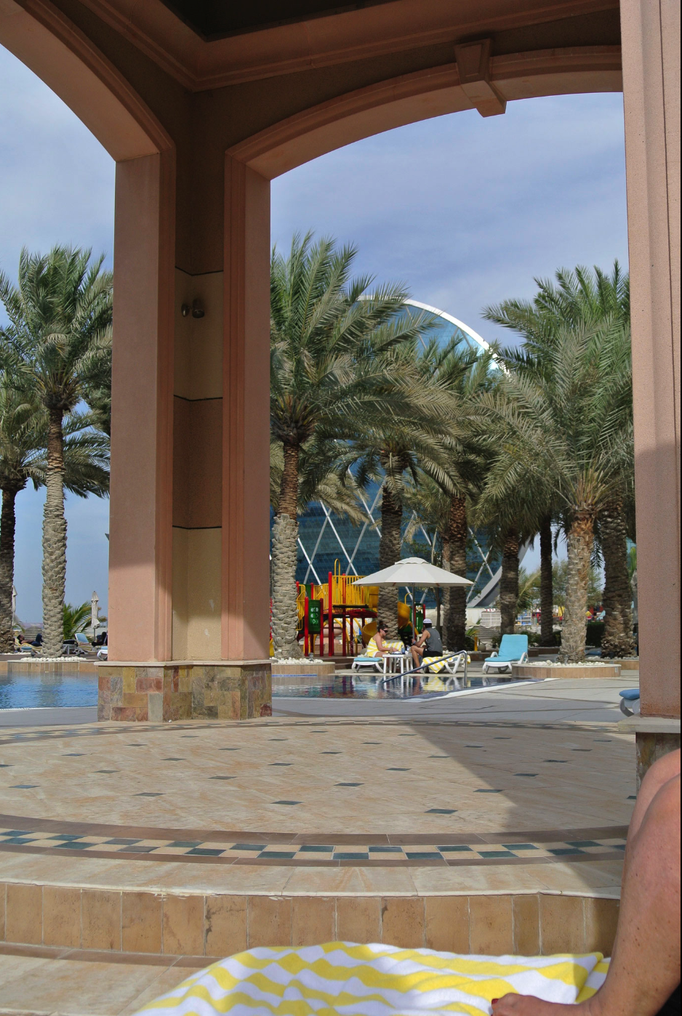 2007-2013 | «Poolsite», Al Raha Beach Resort: «Pool-Stimmung» mit Kinderspielplatz.