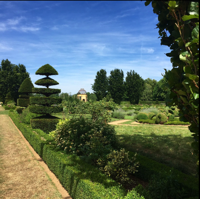 2015 | Fahrradtour «Burgund», Cormatin: Das Schloss «Cormatin» steht auf einer Insel im Fluss «Grosne». Ist in Privatbesitz.