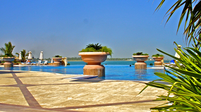 2007-2013 | «Poolsite», Al Raha Beach Resort: «Pool-Stimmung».