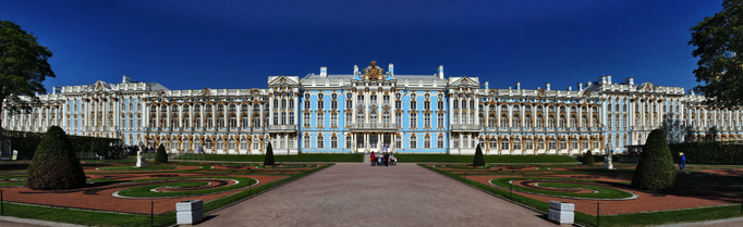 «Pushkin» '18 | Katharinenpalast: Totale, von der Parkseite aufgenommen.