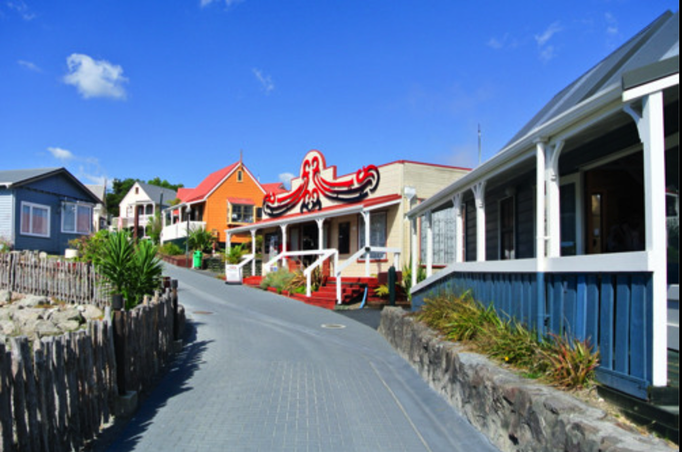 2014 | NZ Nordinsel | «Rotorua», Bay of Plenty: Maori-Dorf «Tamaki». Hauptstrasse.