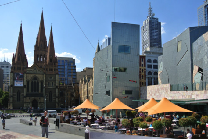 Australien '14 | Melbourne, Victoria: «Stadtbummel». «St Paul's Cathedral», mit dem Ostflügel.