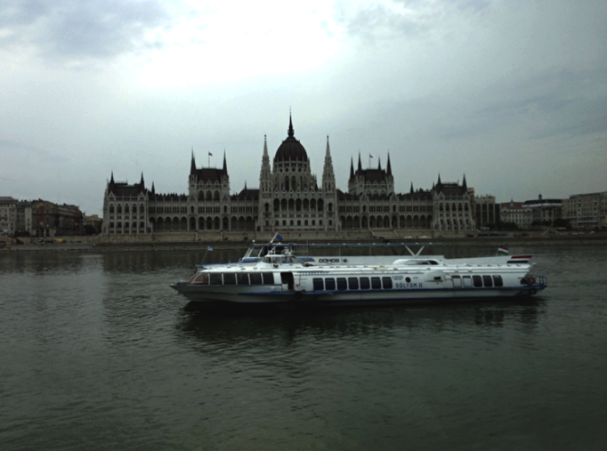 2013 | Fahrradtour Passau-Budapest-Passau, Budapest: «Parlamentsgebäude».