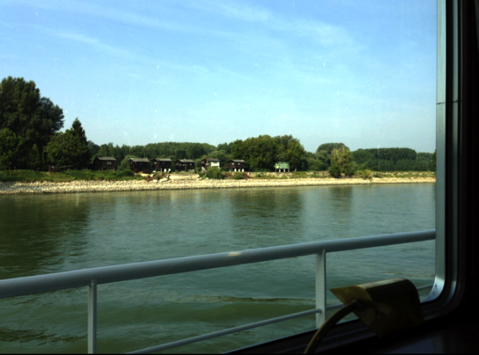 2013 | Fahrradtour Passau-Budapest-Passau, Kurz vor Wien: «Wochenend-Häuschen»-Siedlung.»