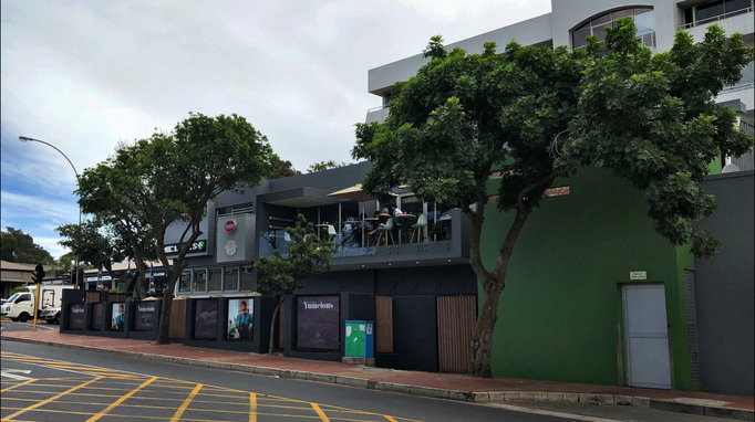 2019 | Kapstadt | «Durbanville»: Mir gefiel einfach das «Restaurant auf dem Balkon».