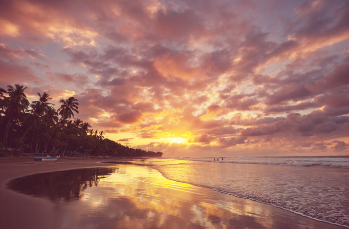 Strand in Costa Rica - Erlebe Deinen exklusiven Urlaub bei einer Luxusrundreise! In Deiner Reiserei, Reisebüro in Berlin Brandenburg