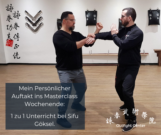 Sifu und Lehrer trainieren Ving Tsun