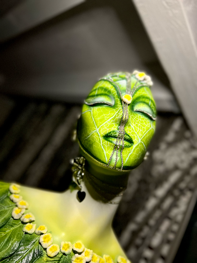 GREEN GIRL