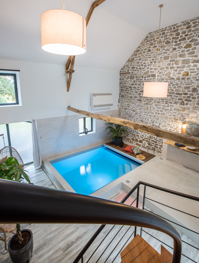 Piscine intérieure chauffée du Loft