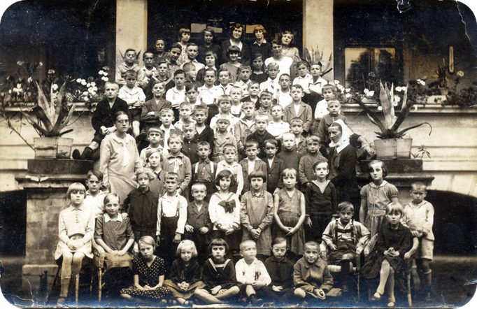 Klassenfotos von Elfriede Katterwe ( Gural )