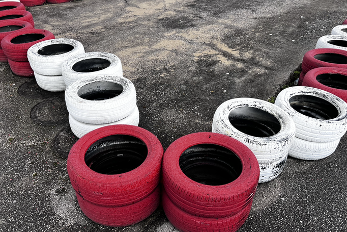 Auto Reifen Rennsport Motorsport Dekoration mieten