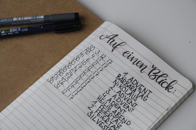 DIY Weihnachtsplanner mit Lettering - Auf einen Blick