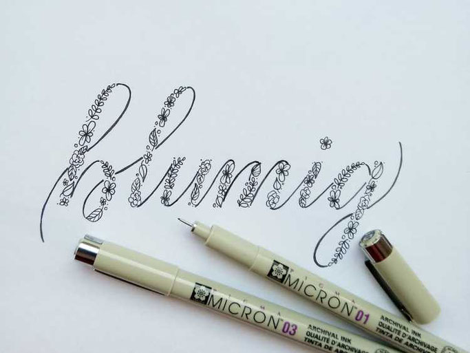 Letter Lovers frauleinausten: Anleitung Faux Calligraphy mit Blumen