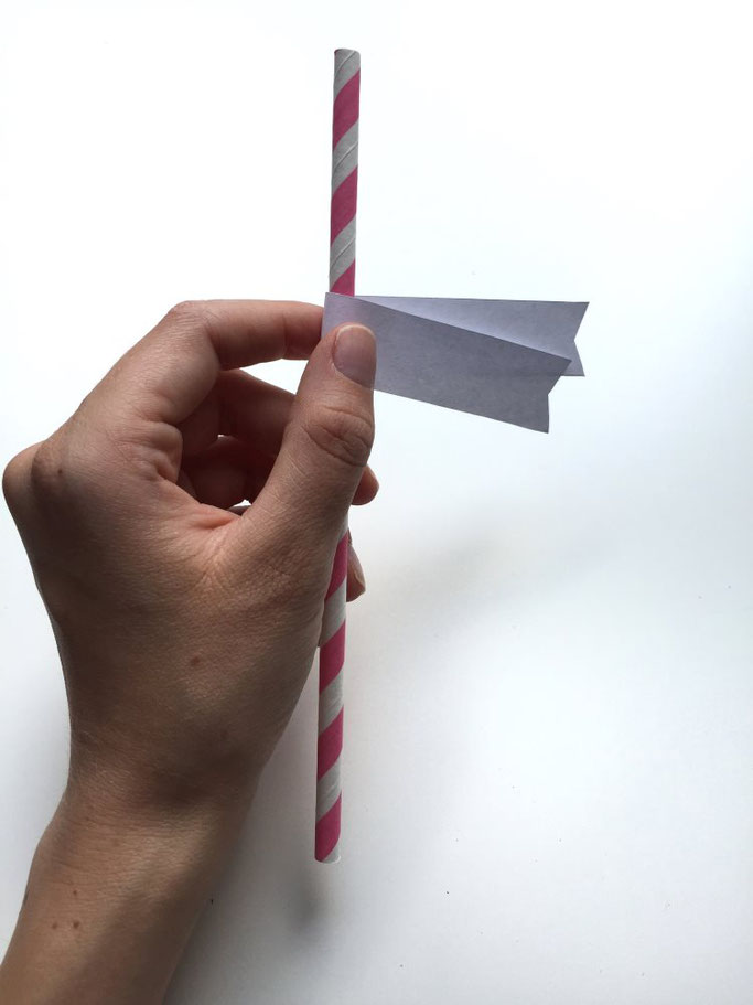 Anleitung für eine Strohhalmdeko selber machen - DIY Idee der Letter Lovers (somelovelyletters)