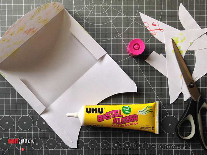 Letter Lovers Wortspuren: Anleitung Umschlag aus Schmierpapier mit Gratis Vorlage