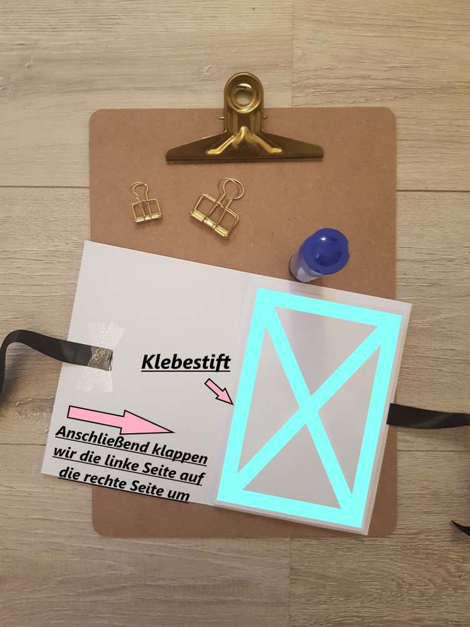 Anleitung für eine DIY Sammelmappe aus Briefumschlägen - Schritt 6 - Zusammenkleben. (Letter Lovers mrs.b.letters)