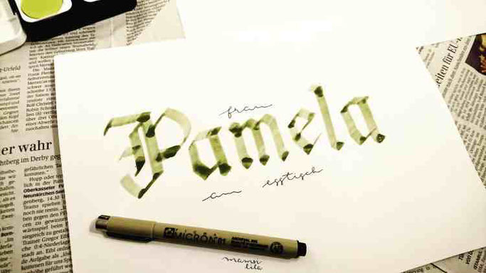Letter Lovers mamsi.lila: Handlettering Quote Frau Pamela am Esstisch
