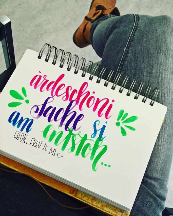 Letter Lovers st__ee: Handlettering ärdeschöni Sache si am entstoh