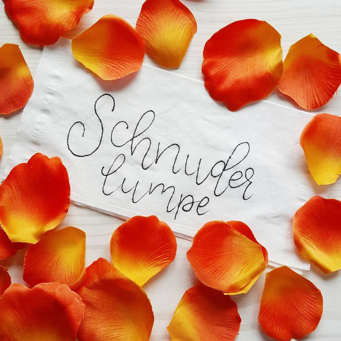 Schnuderlumpe - Handlettering auf Schweizerdeutsch (Taschentuch)