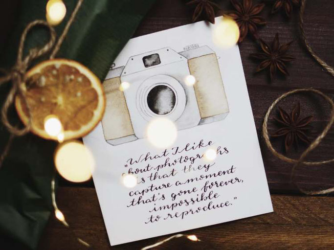 Letter Lovers vierneuntel: Handlettering quote What i like about photographs