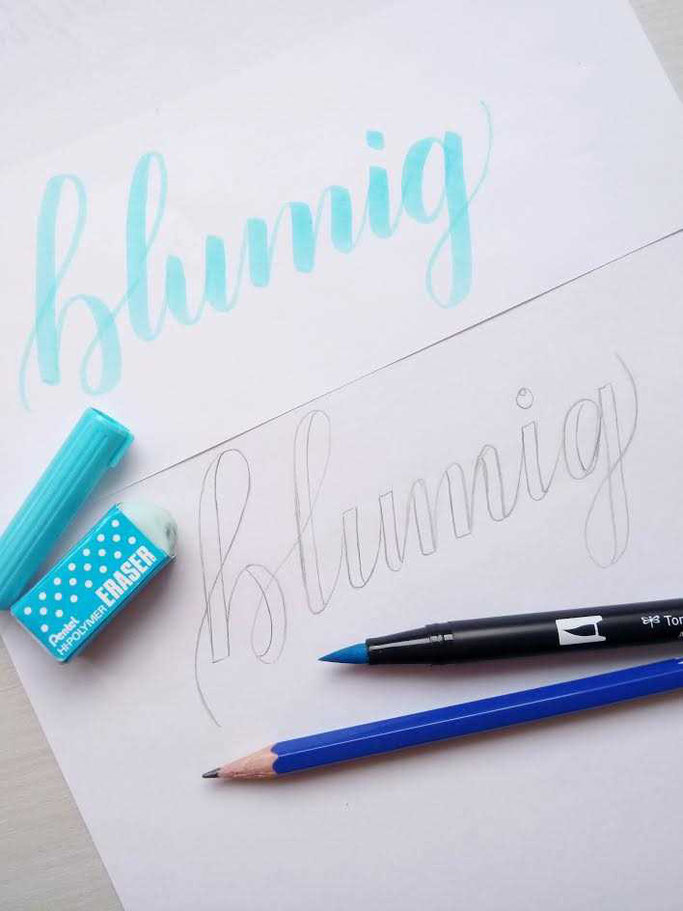 Letter Lovers frauleinausten: Anleitung Faux Calligraphy mit Blumen - Wort skizzieren