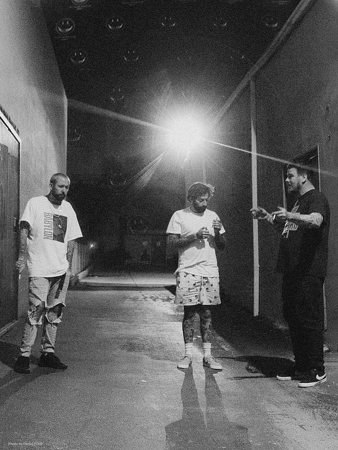 DEEZ NUTS – release “Crooked Smile” from “You Got Me Fucked Up”