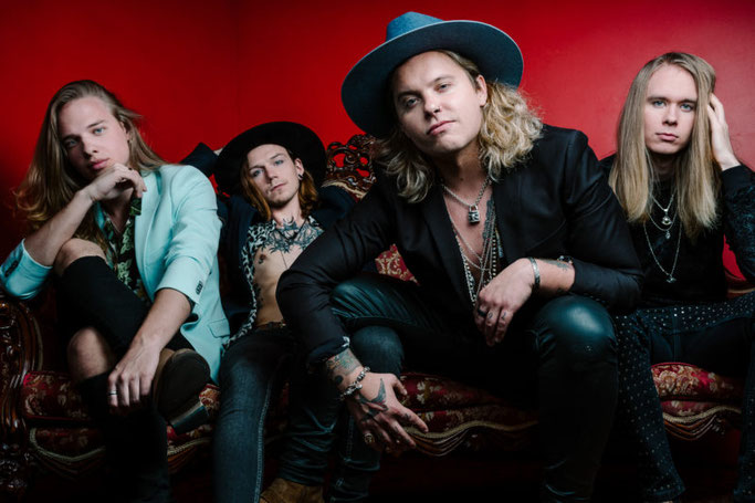 Santa Cruz, New Single, Change Of Season, New Line-Up, Rockers And Other Animals, Rock News, Rock Magazine, Rock Webzine, rock news, sleaze rock, glam rock, hair metal