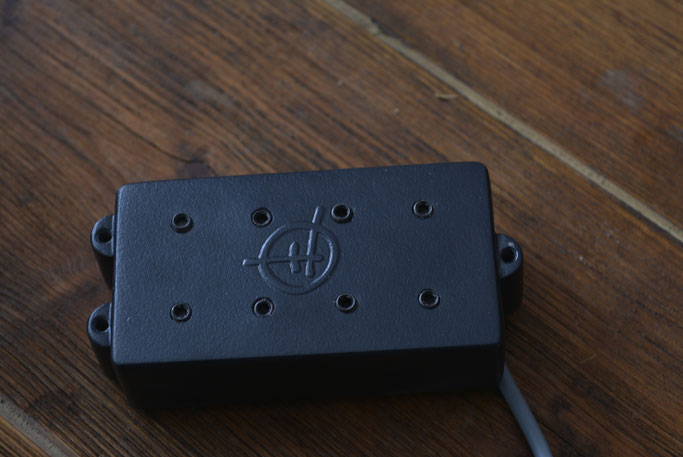 Our 3rd 8 coil featuring 1 Humbucker per string built to operate with an NFP Preamp 