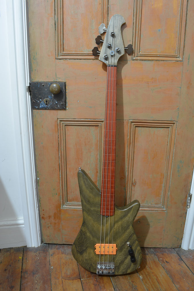 Big Al fretless copy bass with Mutant pickup in Blood Orange