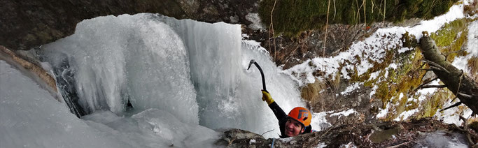 Classique Intégrale Orelle Cascade de glace maurienne guide