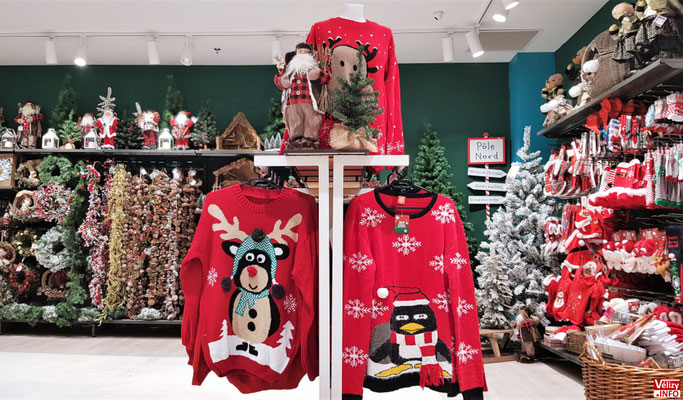 Des pulls de Noël pour tous les goûts... - L'Artisan de Noël - Westfield Vélizy 2