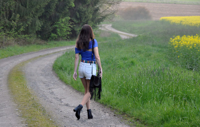 schwarze Stiefeletten Booties Streetstyle Modeblog ootd Fairy Tale Gone Realistic Fashionblog